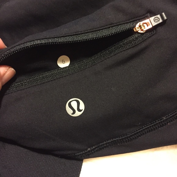 Lululemon Crop Leggings - Picture 6 of 8